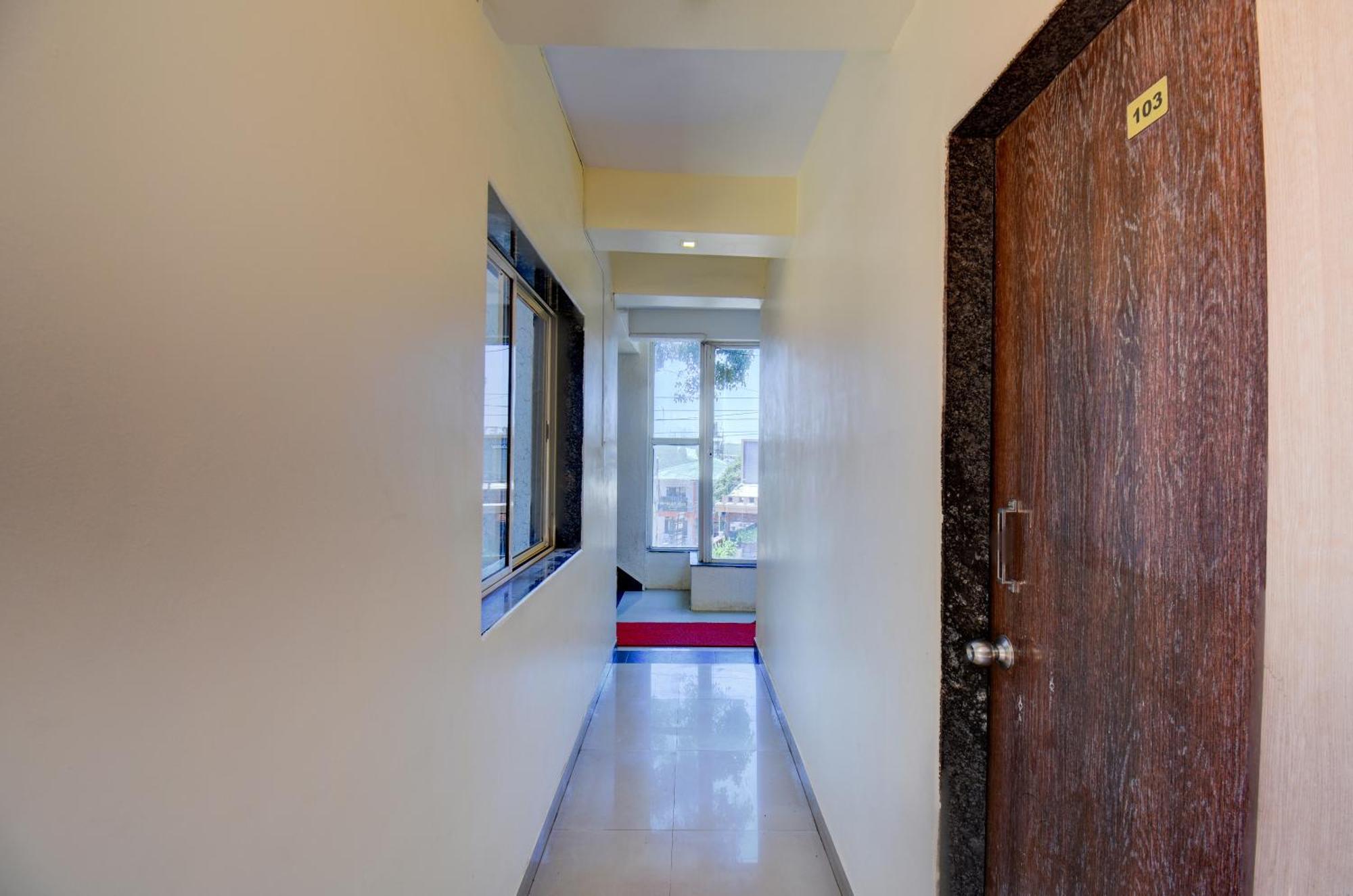 Hotel New Jijau Residency, Mahābaleshwar Zewnętrze zdjęcie
